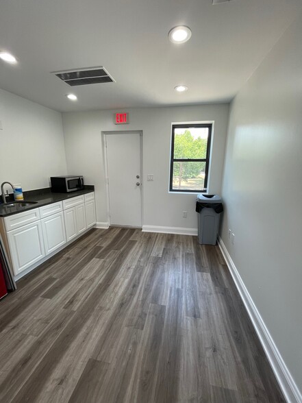 4185 Minnesota Ave NE, Washington, DC à louer - Photo intérieure – Image 3 sur 20
