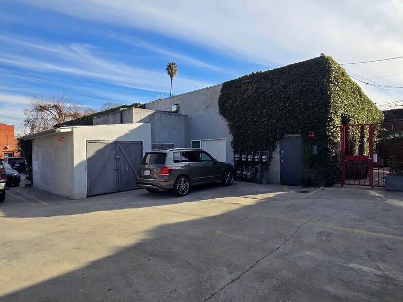 2886-2888 E Walnut St, Pasadena, CA à vendre - Photo de l’immeuble – Image 2 sur 21