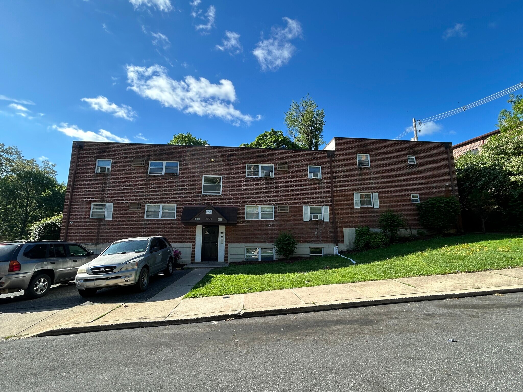 6500 Marshall Rd, Upper Darby, PA à vendre Photo de l’immeuble– Image 1 sur 7