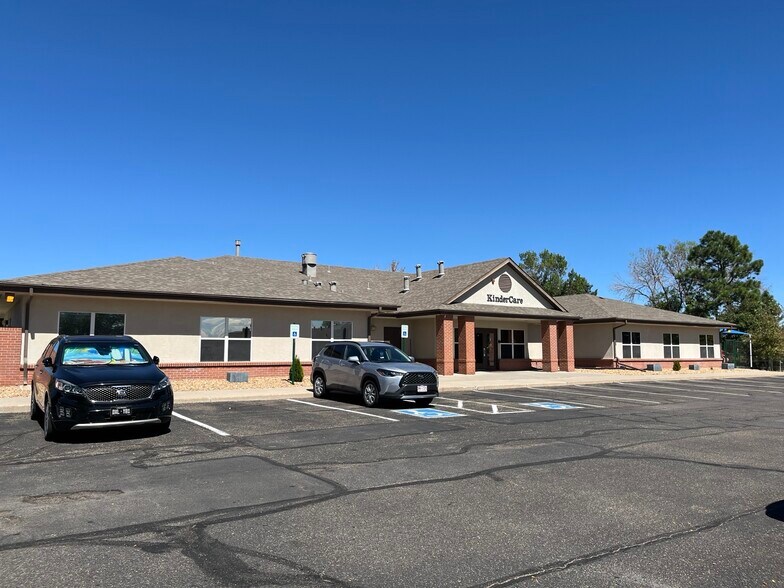 4200 E 128th Ave, Thornton, CO à vendre - Photo de l’immeuble – Image 2 sur 13