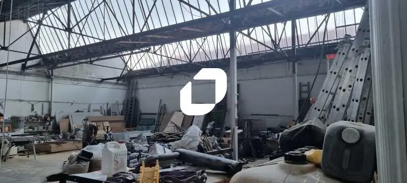 Local d’activités dans Pantin à louer - Photo de l’immeuble – Image 2 sur 17