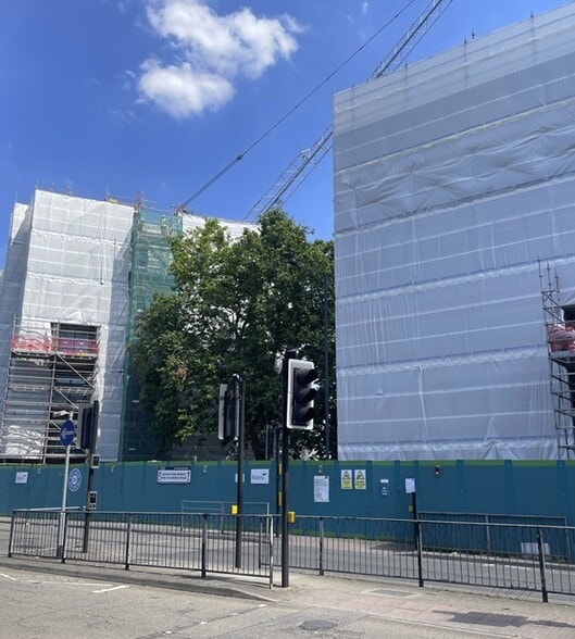 217 Church Rd, Londres à louer - Photo de la construction – Image 2 sur 6