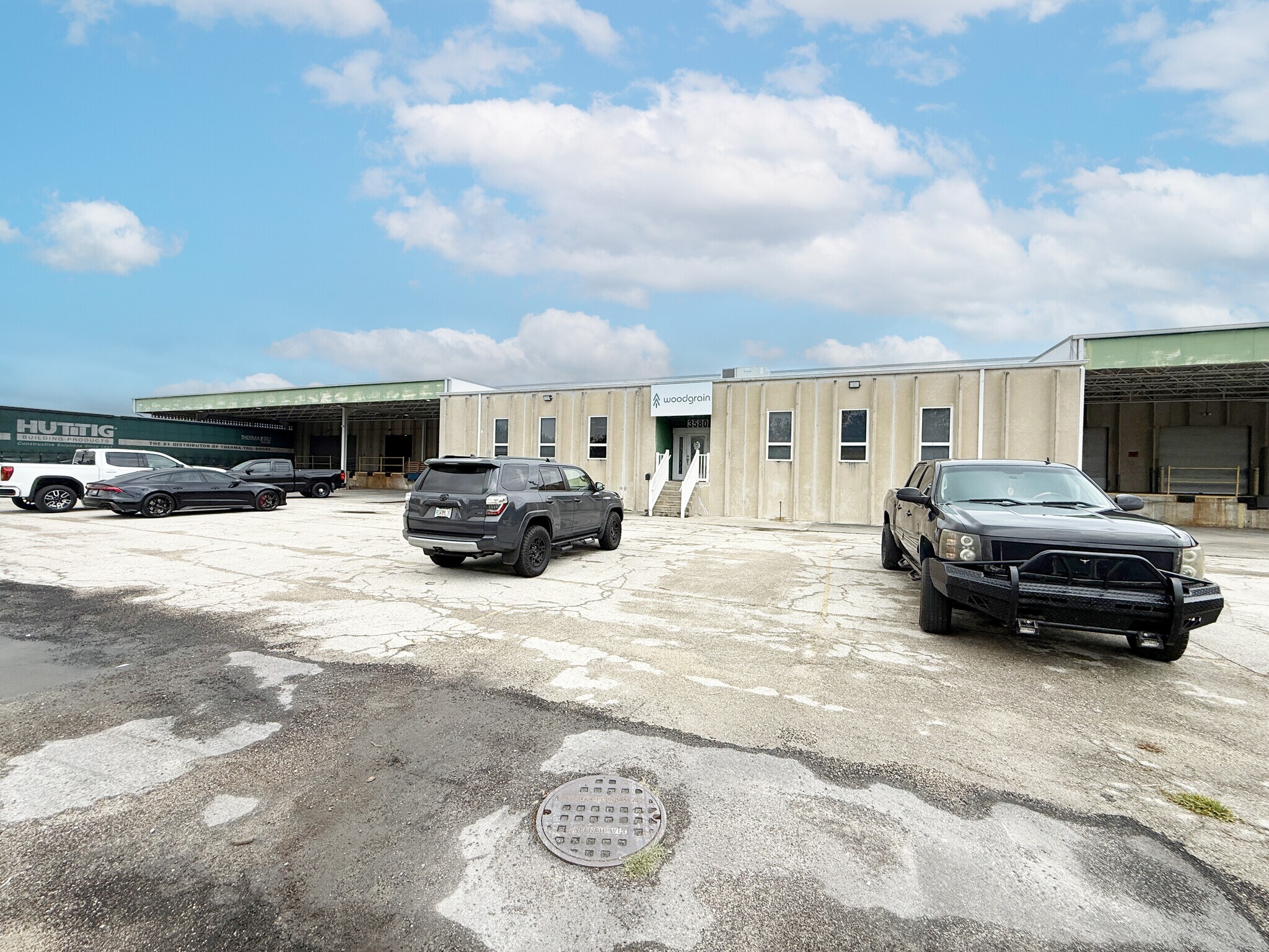 3580-3588 Work Dr, Fort Myers, FL à louer Photo de l’immeuble– Image 1 sur 6