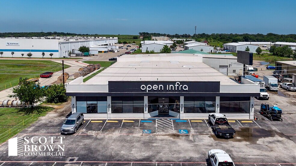 520 N Loop 288, Denton, TX à louer - Photo de l’immeuble – Image 2 sur 19