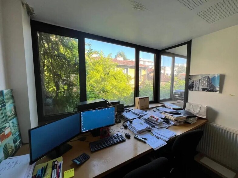 Bureau dans Paris à louer - Photo de l’immeuble – Image 3 sur 8