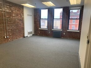 64 Wall St, Norwalk, CT à louer Photo intérieure– Image 1 sur 3