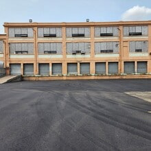 1-29 Lister Ave, Newark, NJ à louer Photo intérieure– Image 1 sur 2