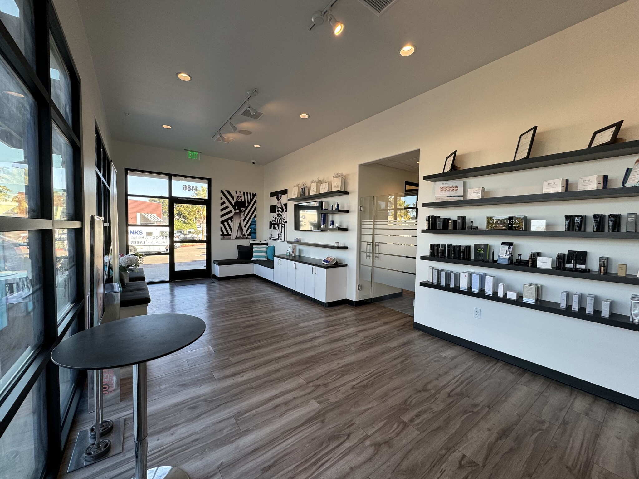 1486 Encinitas Blvd, Encinitas, CA à louer Photo intérieure– Image 1 sur 4