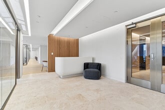 9 W 57th St, New York, NY à louer Photo intérieure– Image 2 sur 17