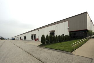 Plus de détails pour 7715 National Tpke, Louisville, KY - Industriel/Logistique à louer