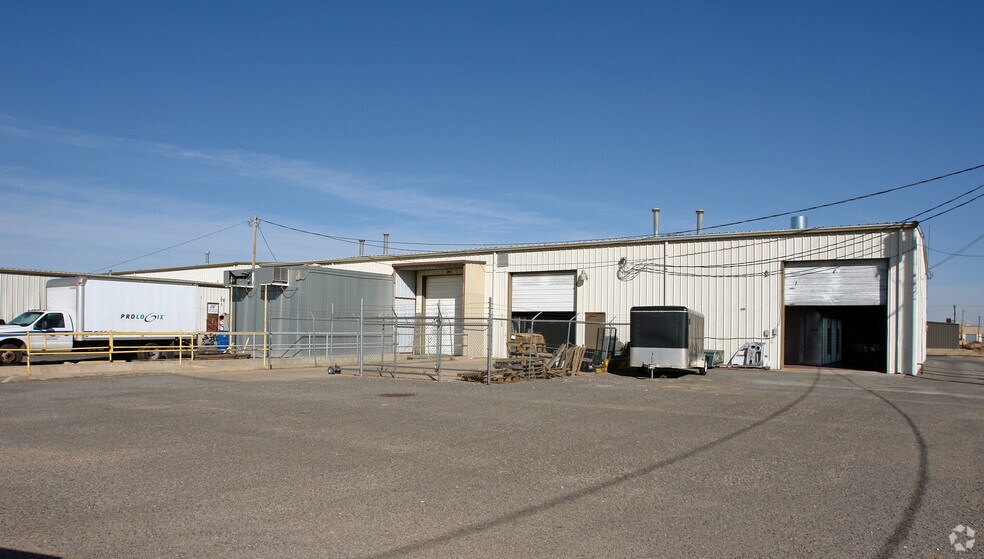 7010-7020 Cedar Ave, Lubbock, TX à louer - Photo de l’immeuble – Image 3 sur 8