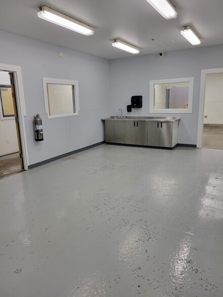 1839 NW Industrial Park Rd, Prineville, OR à louer - Photo de l’immeuble – Image 2 sur 15