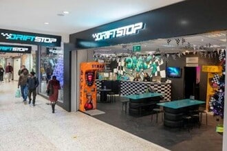 Merrion Ctr, Leeds à louer Photo de l’immeuble– Image 1 sur 2