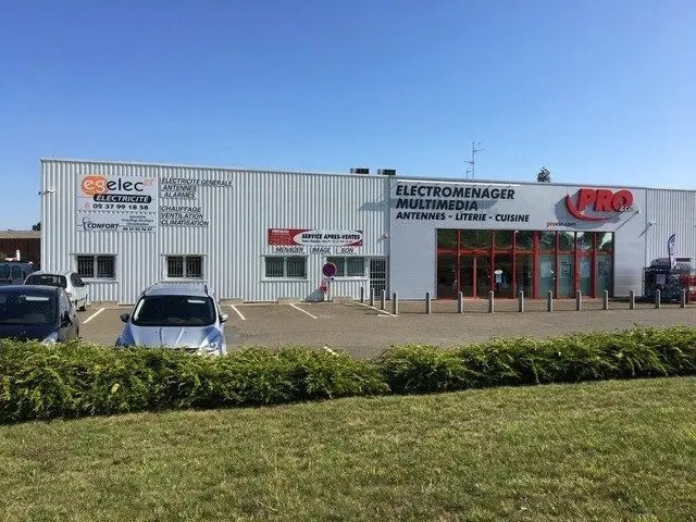 Plus de détails pour Local commercial à louer