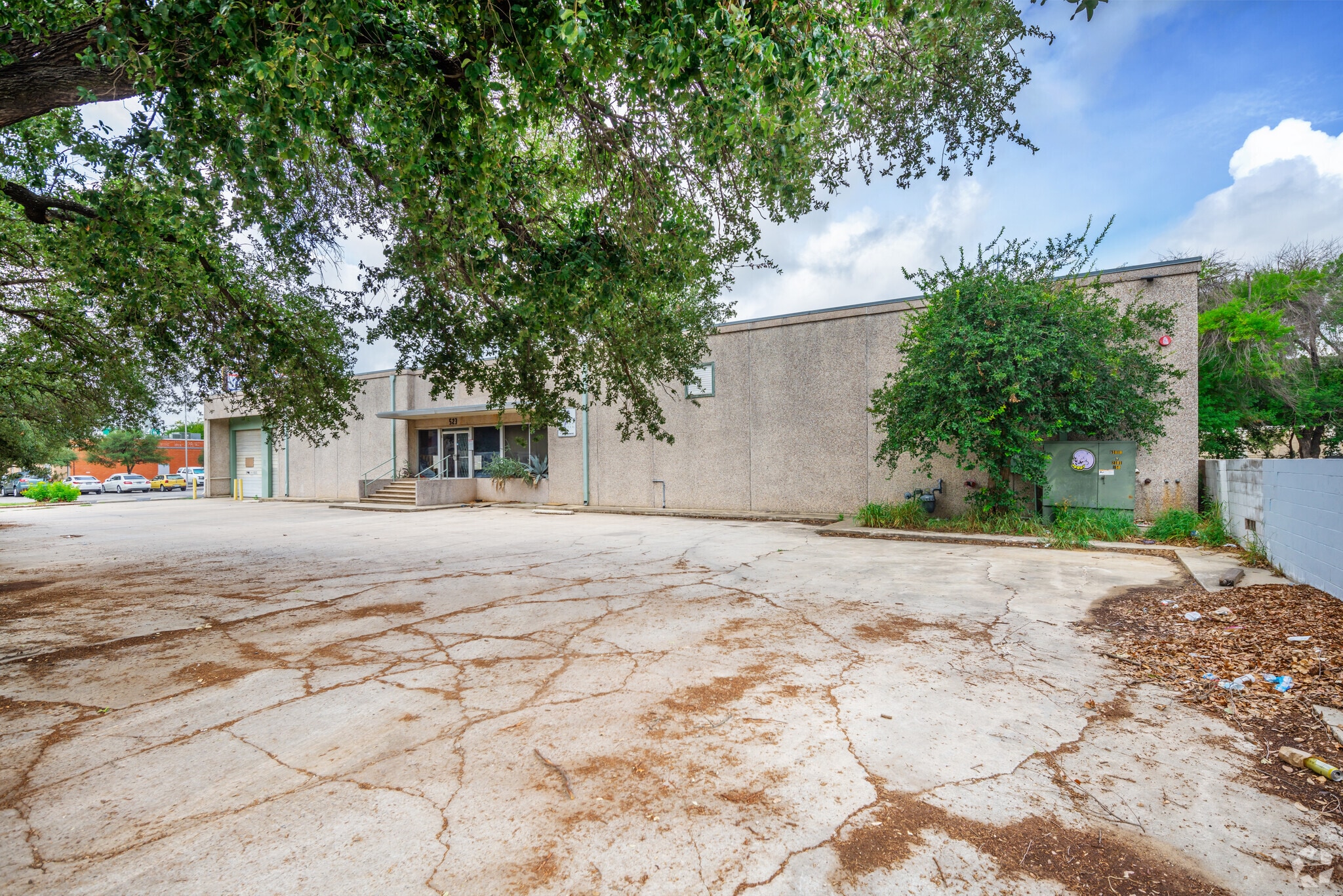 523 Urban Loop, San Antonio, TX à louer Photo principale– Image 1 sur 25