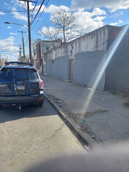 2728-2734 Federal St, Philadelphia, PA à louer - Photo de l’immeuble – Image 3 sur 13