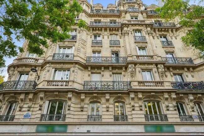 Plus de détails pour 43 Avenue De Saint-Mandé, Paris - Bureau à louer