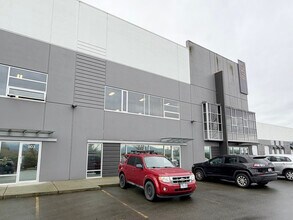 19055 Airport Way, Pitt Meadows, BC à louer Photo intérieure– Image 2 sur 7