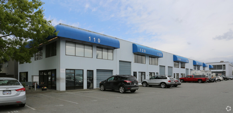 12851 Clarke Pl, Richmond, BC à louer - Photo de l’immeuble – Image 2 sur 4
