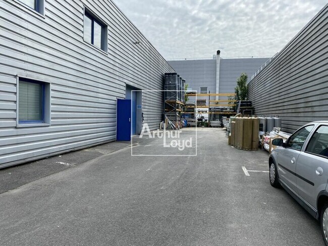 Plus de détails pour Industriel/Logistique à louer