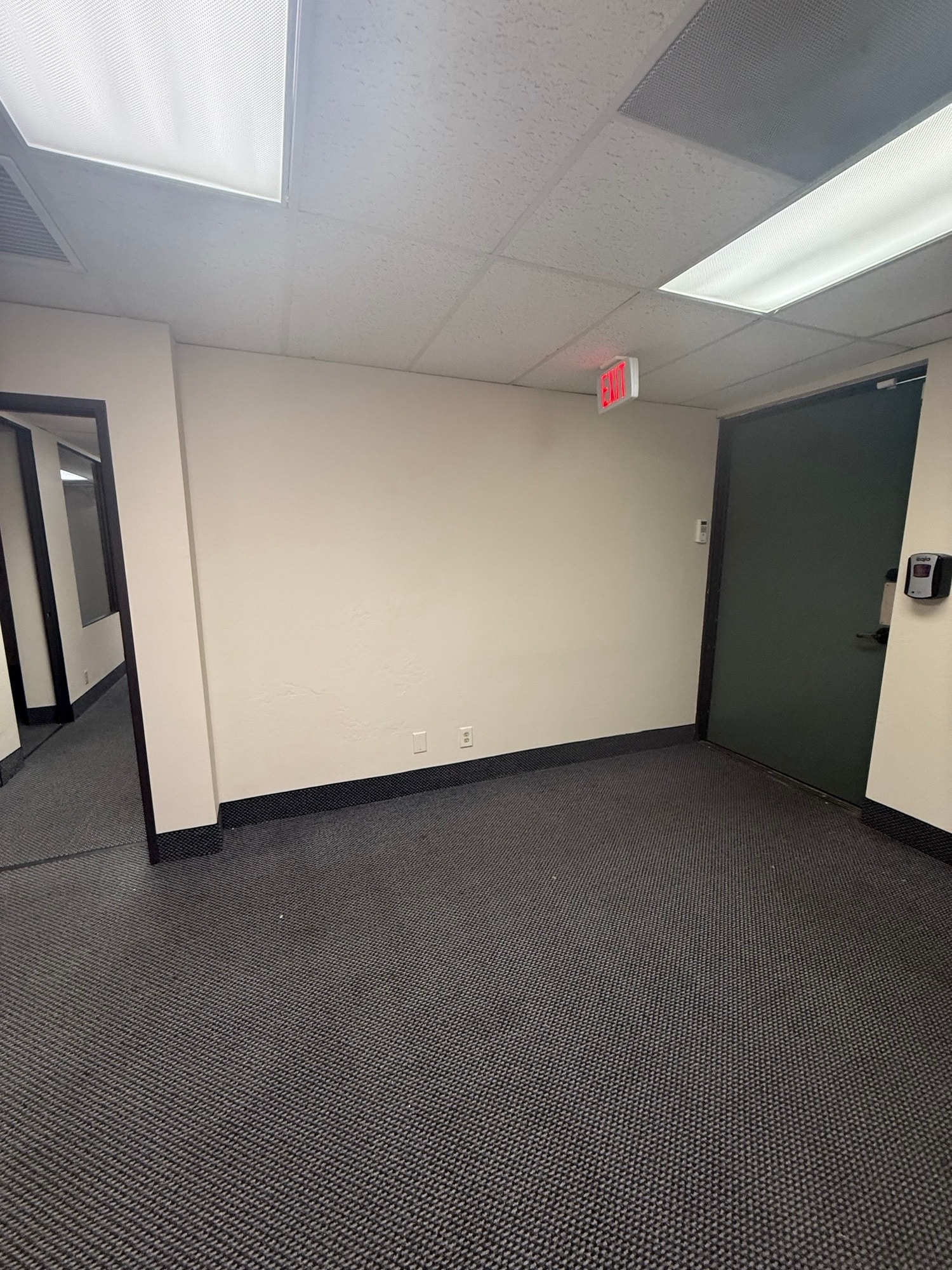 1930 S Alma School Rd, Mesa, AZ à louer Photo intérieure– Image 1 sur 7