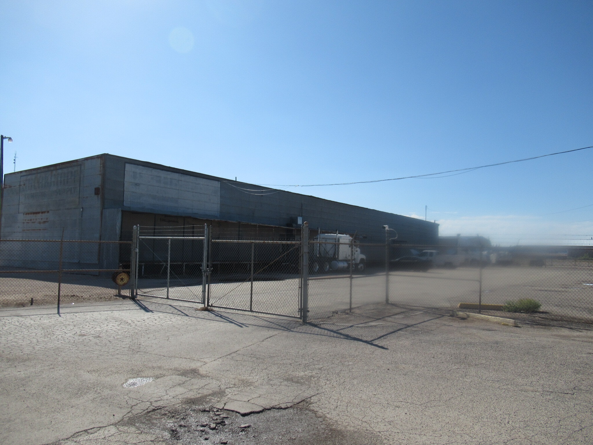 714 E 2nd St, Odessa, TX à louer Photo de l’immeuble– Image 1 sur 6