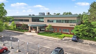 Plus de détails pour 3264 N Evergreen Dr NE, Grand Rapids, MI - Bureau à vendre