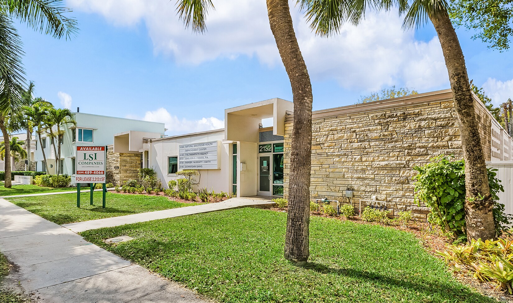 2130-2140 Mcgregor Blvd, Fort Myers, FL à louer Photo principale– Image 1 sur 6