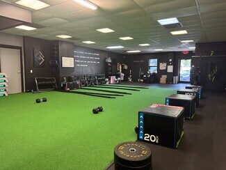 Plus de détails pour 173 Davis St, Southern Pines, NC - Local d'activités à louer