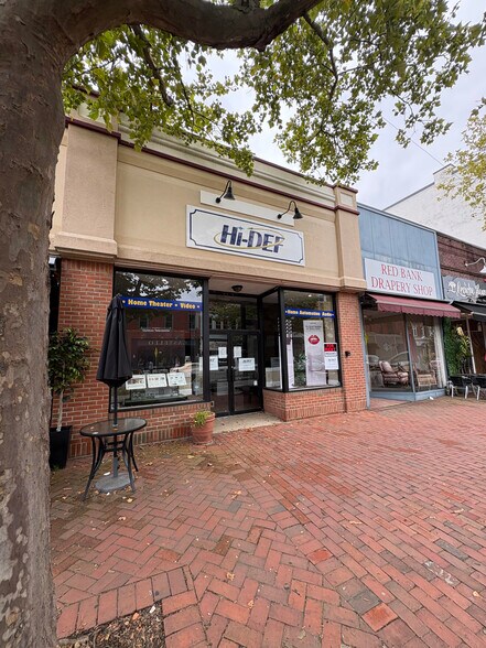 47 Broad St, Red Bank, NJ à louer - Photo de l’immeuble – Image 2 sur 5