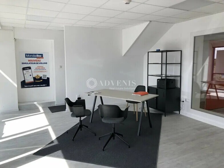 Local d'activités dans Seichamps à vendre - Photo de l’immeuble – Image 3 sur 6