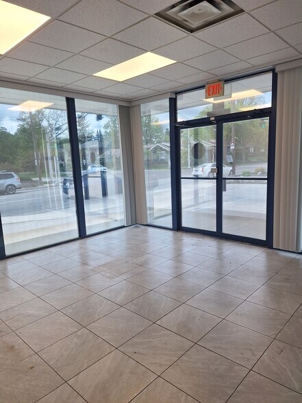901 Kossuth St, Lafayette, IN à louer - Photo de l’immeuble – Image 3 sur 6