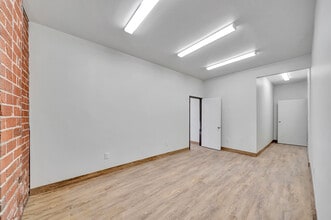 14526 Haynes St, Van Nuys, CA à louer Photo intérieure– Image 2 sur 4