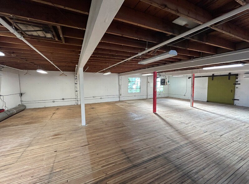 4812-4834 N Interstate Ave, Portland, OR à louer - Photo de l’immeuble – Image 3 sur 4