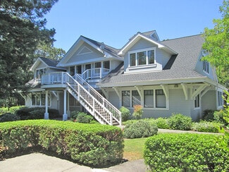 Plus de détails pour 416 Aviation Blvd, Santa Rosa, CA - Bureau à louer