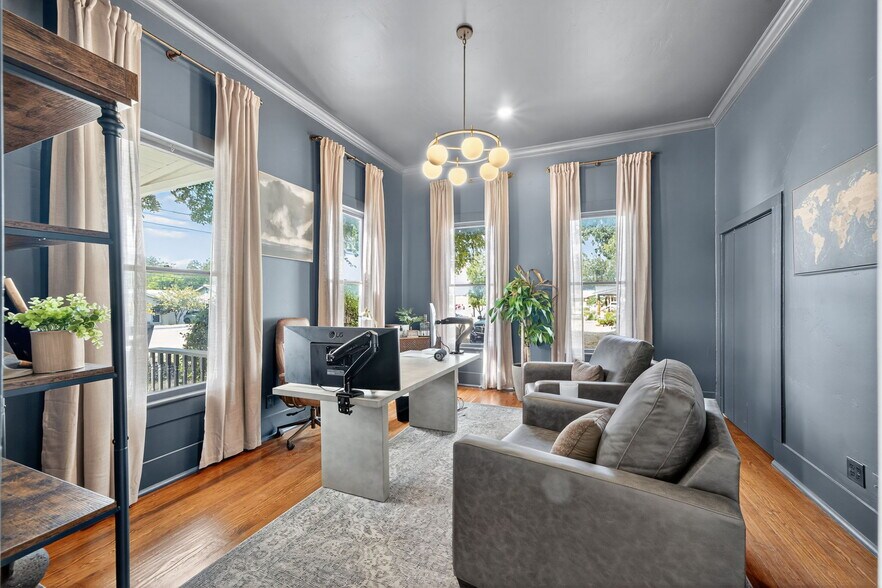 930 E Blanco Rd, Boerne, TX à louer - Photo de l’immeuble – Image 2 sur 22