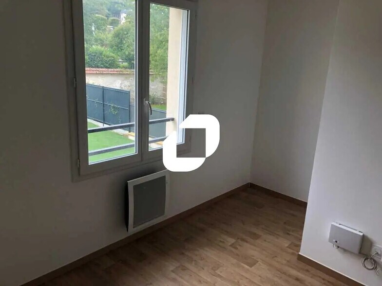 Bureau dans Maule à louer - Photo de l’immeuble – Image 3 sur 6