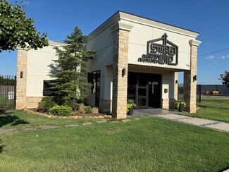 Plus de détails pour 424 S Main St, Newcastle, OK - Bureau à louer