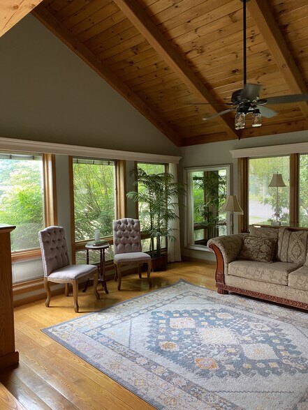 151 Smead Hill Rd, Greenfield, MA à vendre - Photo intérieure – Image 3 sur 13