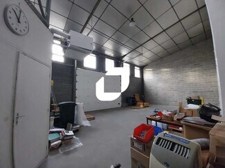 Plus de détails pour Bureau, Local d'activités à louer