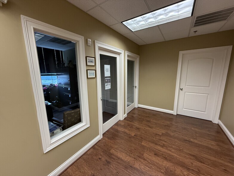 444 Lewis Hargett Cir, Lexington, KY à vendre - Photo de l’immeuble – Image 3 sur 14