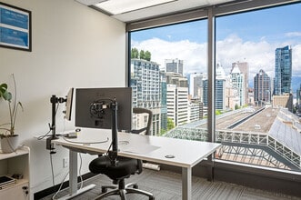 808-888 Nelson St, Vancouver, BC à louer Photo intérieure– Image 1 sur 3