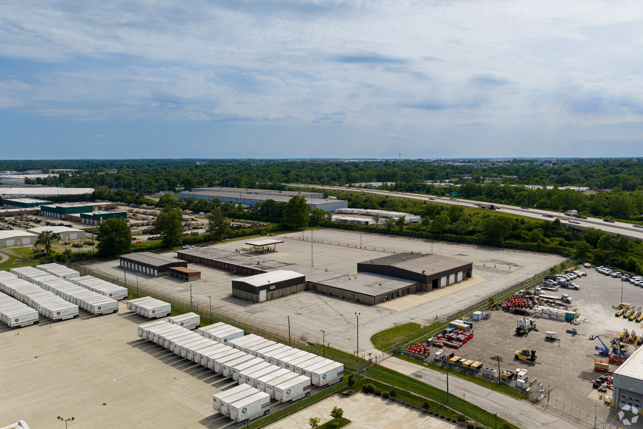 4201 W Morris St, Indianapolis, IN à louer Aérien– Image 1 sur 30