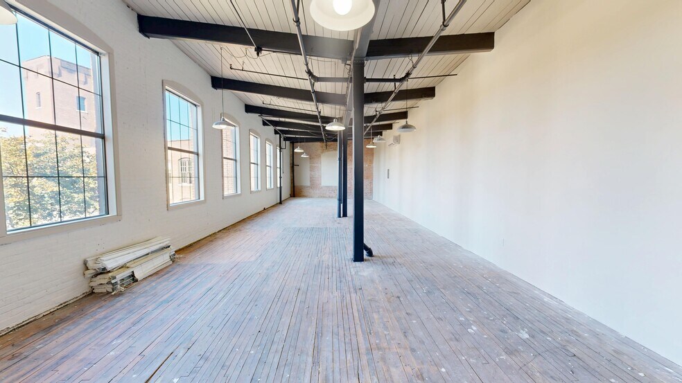 9-11 Broad St, Glens Falls, NY à louer - Photo intérieure – Image 2 sur 10