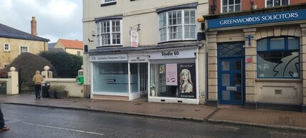 60 High St, Knaresborough à louer Photo de l’immeuble– Image 2 sur 5