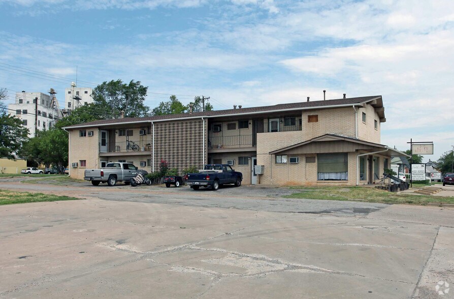 1020 S Rock Island Ave, El Reno, OK à vendre - Photo de l’immeuble – Image 2 sur 2
