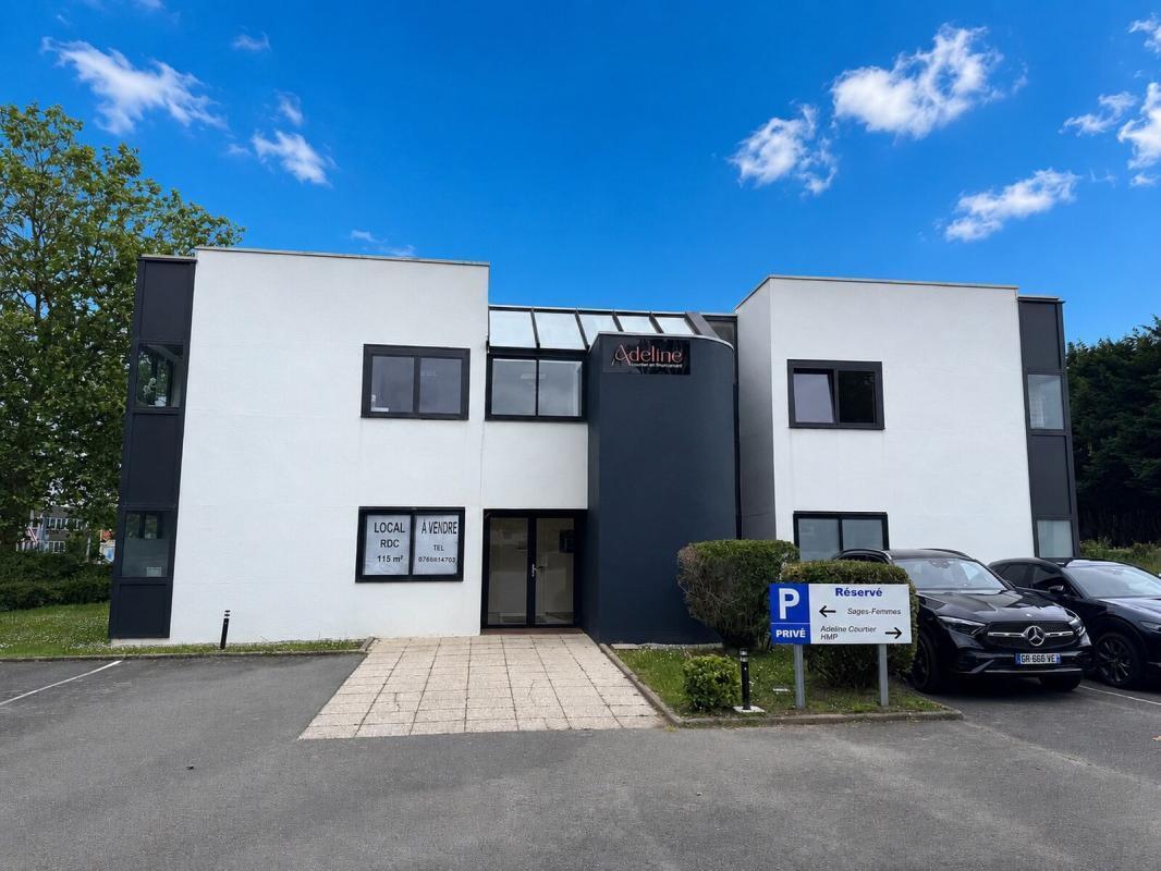 16 Rue De La Toscane, La Chapelle-sur-Erdre à louer Photo de l’immeuble– Image 1 sur 7