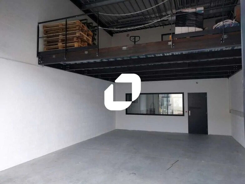 Bureau dans Mérignac à louer - Photo de l’immeuble – Image 2 sur 5