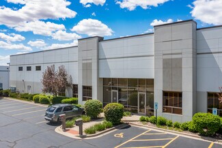 Plus de détails pour 2360-2380 Vantage Dr, Elgin, IL - Industriel/Logistique à louer