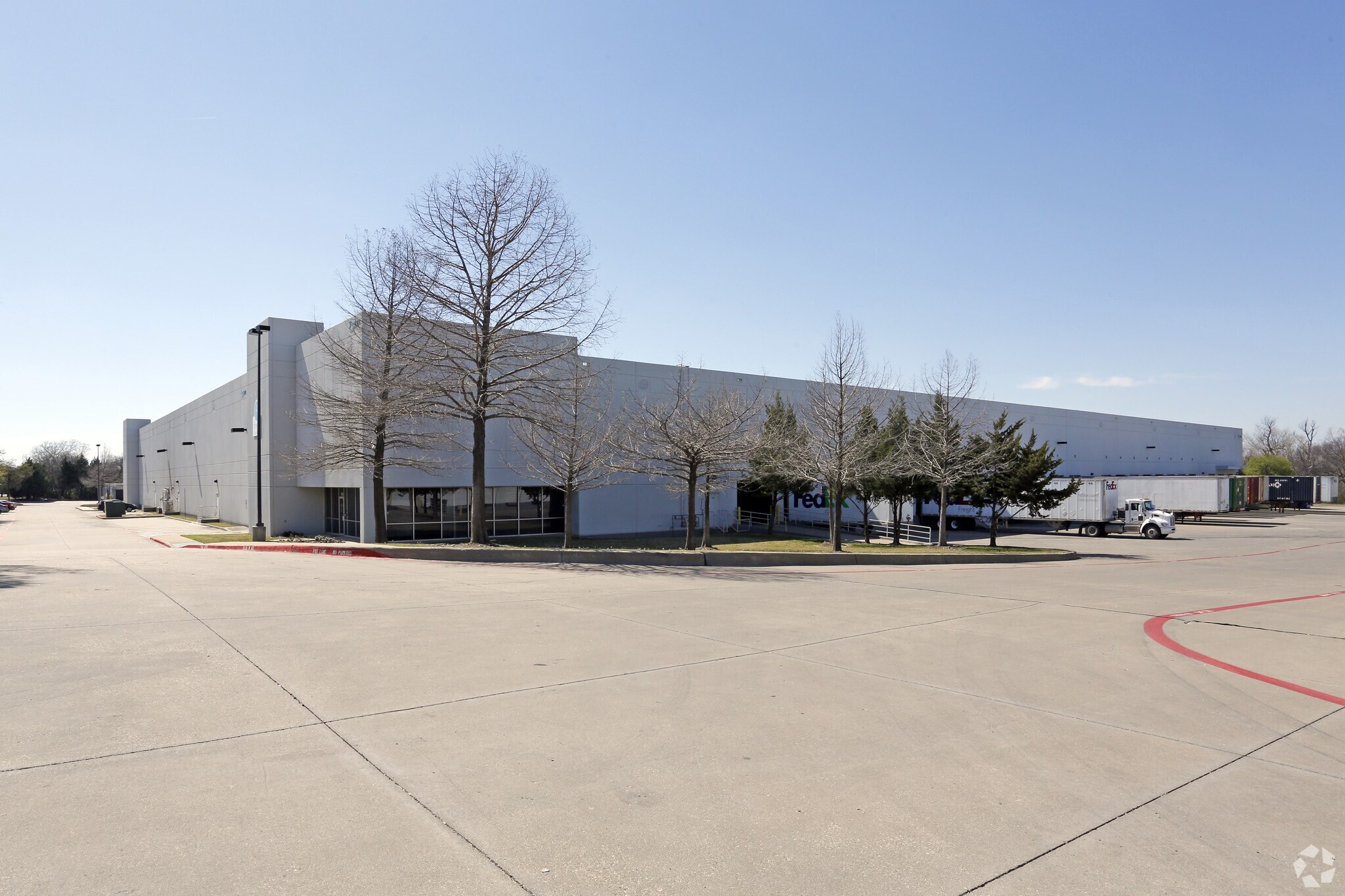 3701 E Randol Mill Rd, Arlington, TX à louer Photo principale– Image 1 sur 5